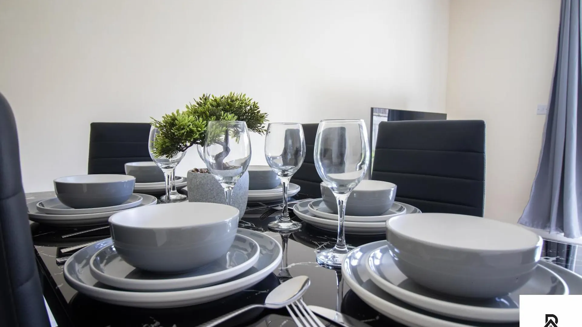 Holiday home Newly Launched Two Bedroom House By Den Accommodation Short Lets & Serviced Accommodation With Garden London